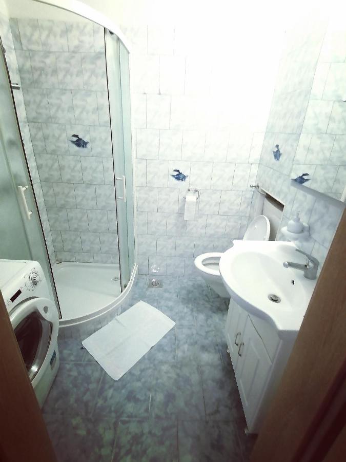 Apartma Poletje Koper Eksteriør billede