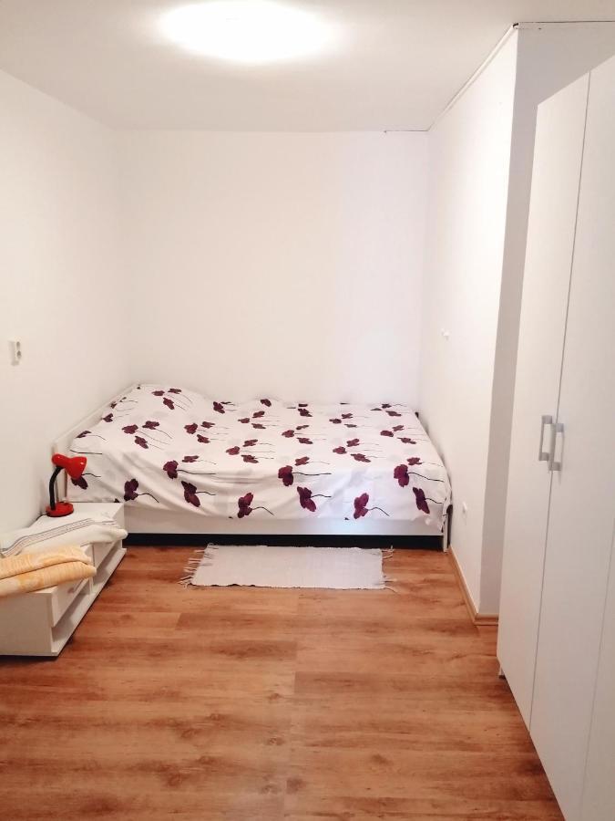 Apartma Poletje Koper Eksteriør billede